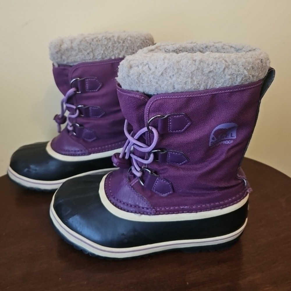 Sorel Yoot Pac Nylon Purple Waterproof Snow Boots NY1785-505 Youth Size 5